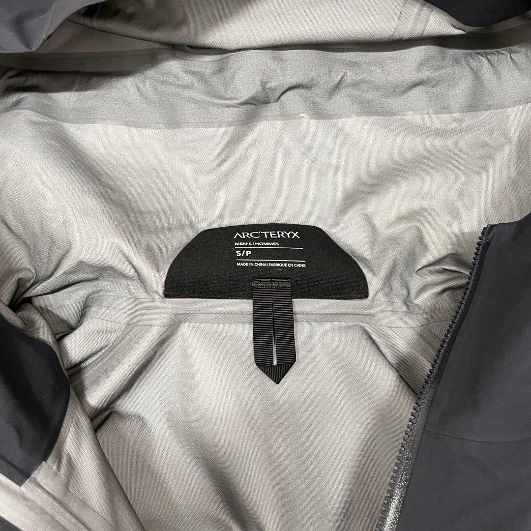 アークテリクス　ベータジャケット　ブラックサファイア　サファイアブラック