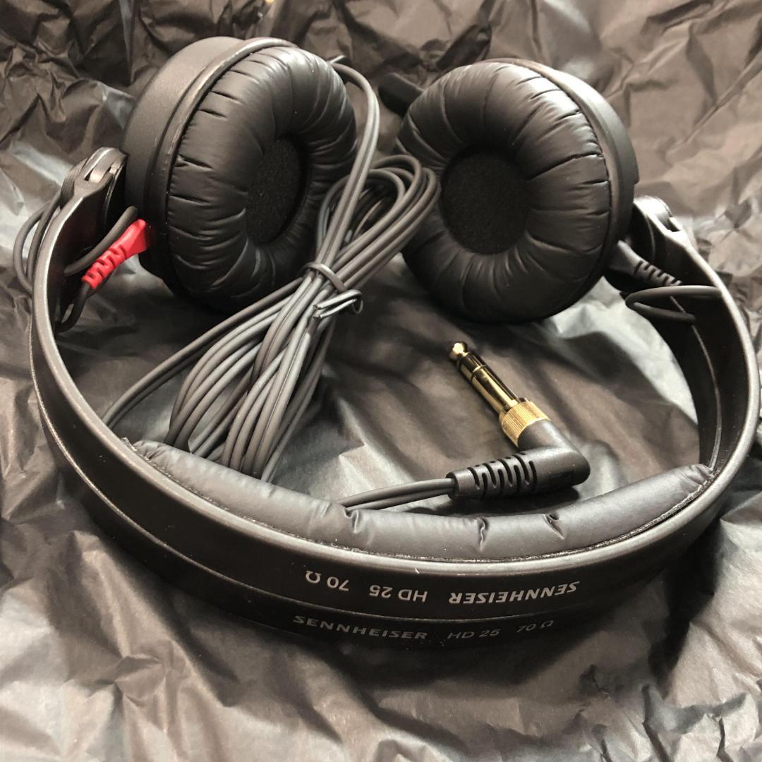 未使用品　ゼンハイザー HD 25 密閉型 モニターヘッドホン