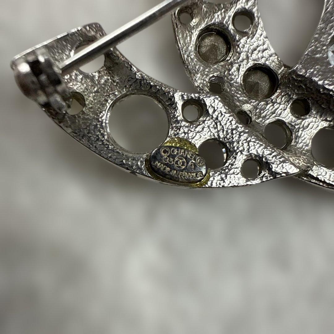 CHANELシャネル　ブローチ　クリアストーン　ココマーク　シルバーカラー