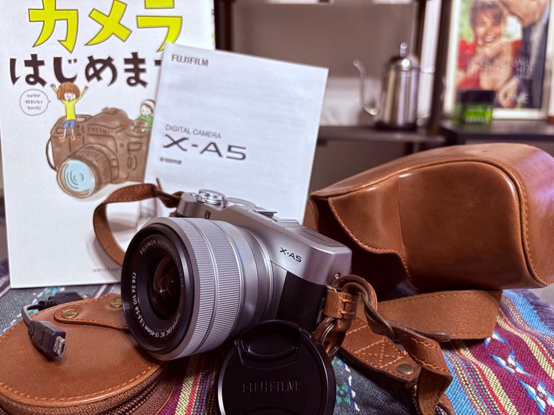 FUJIFILM X-A5 ミラーレス一眼カメラ （レンズ＋スタートセット）