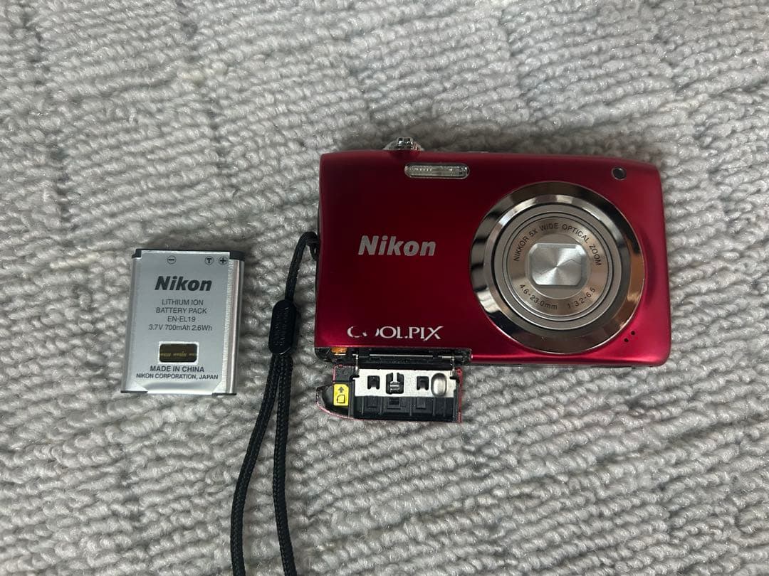 Nikon COOLPIX A100コンパクトデジタルカメラ