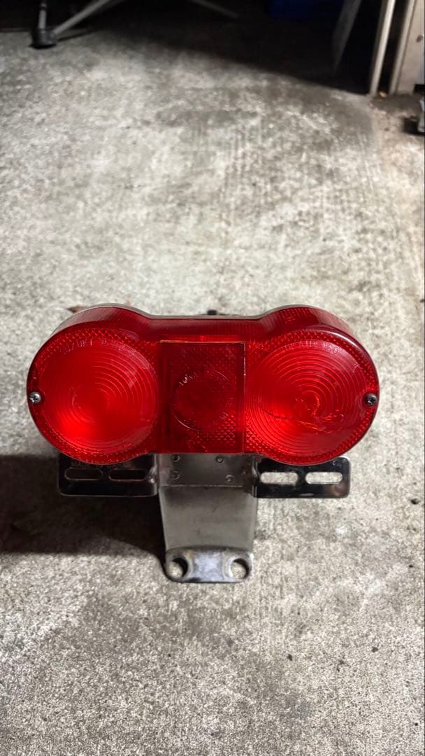 gt380ダブルテール土台付き純正キンタマ