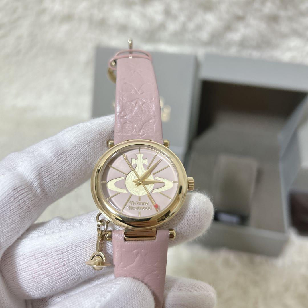 【美品】✨大人気✨ヴィヴィアンウエストヴッド腕時計レディース