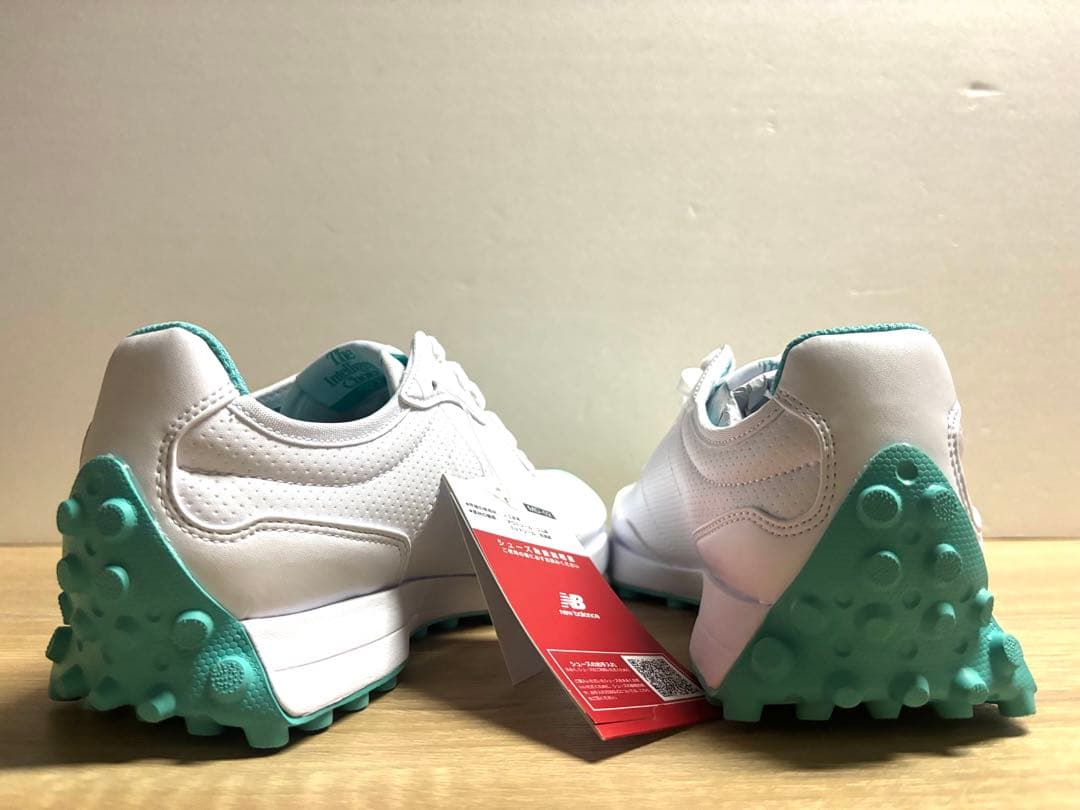 未使用 23cm D ニューバランスゴルフシューズ WGS327AC ホワイト