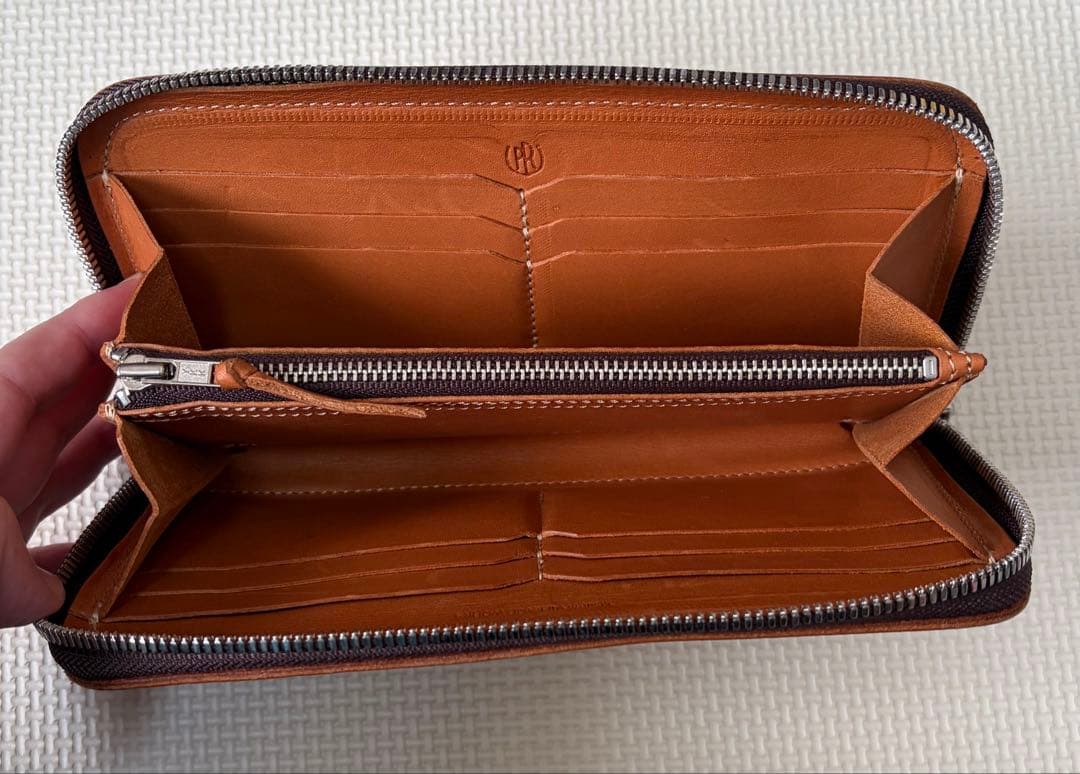 PAILOT  ロングウォレット REDMOON 長財布