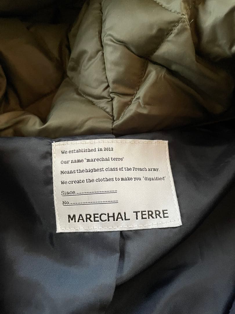 マルシャルテル　フード付きネイビー・カーキダウンジャケット
