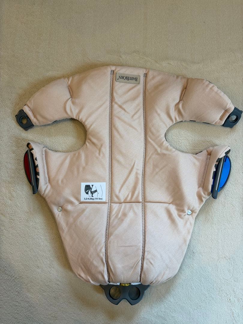 ベビービョルン　ベビーキャリア　mini