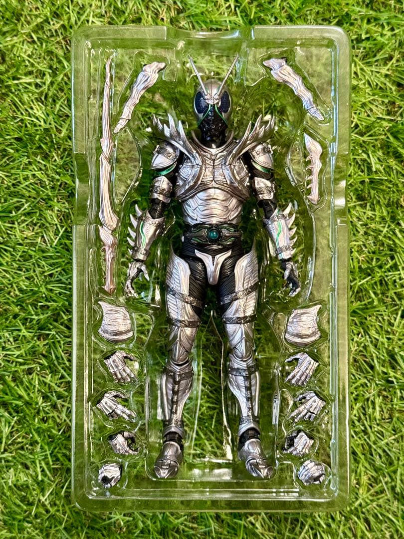仮面ライダーSHADOWMOON 開封品 SHフィギュアーツ