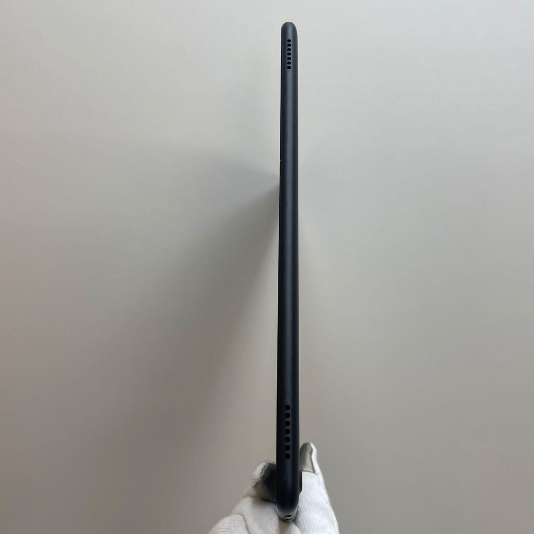 #060 Amazon Fire HD 10 第13世代 タブレット 32GB