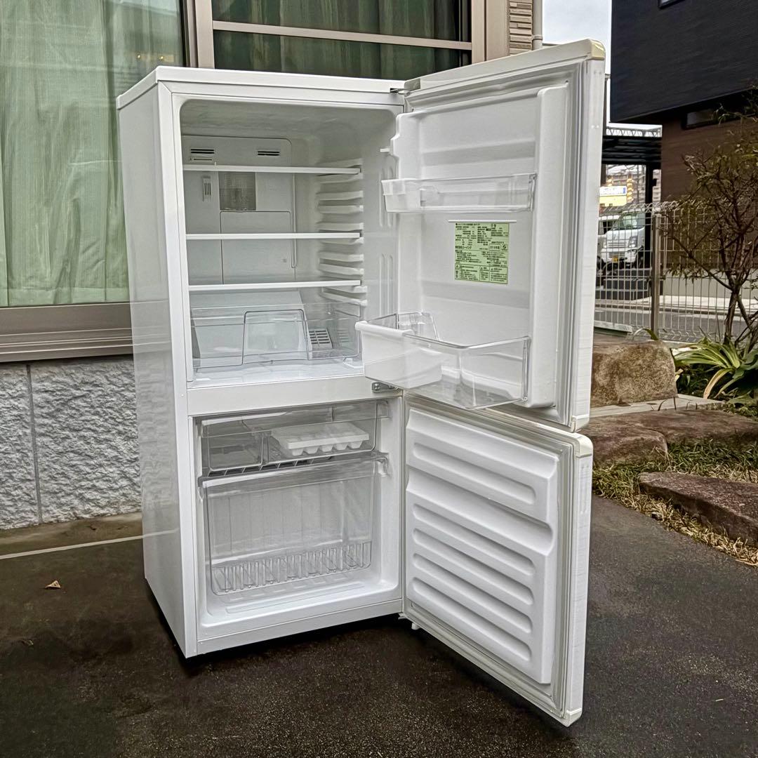 【2016年製】ユーイング ノンフロン冷凍冷蔵庫 UR-F110F