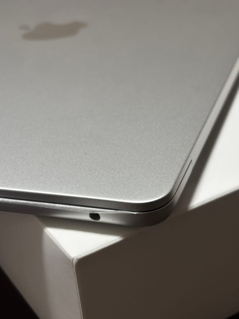 2023年MacBook air M2 15インチ16GB 512GB