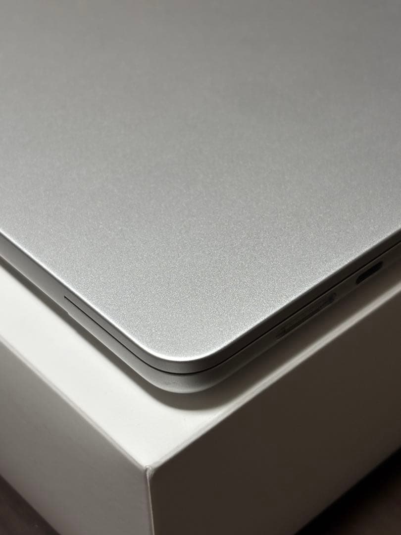 2023年MacBook air M2 15インチ16GB 512GB