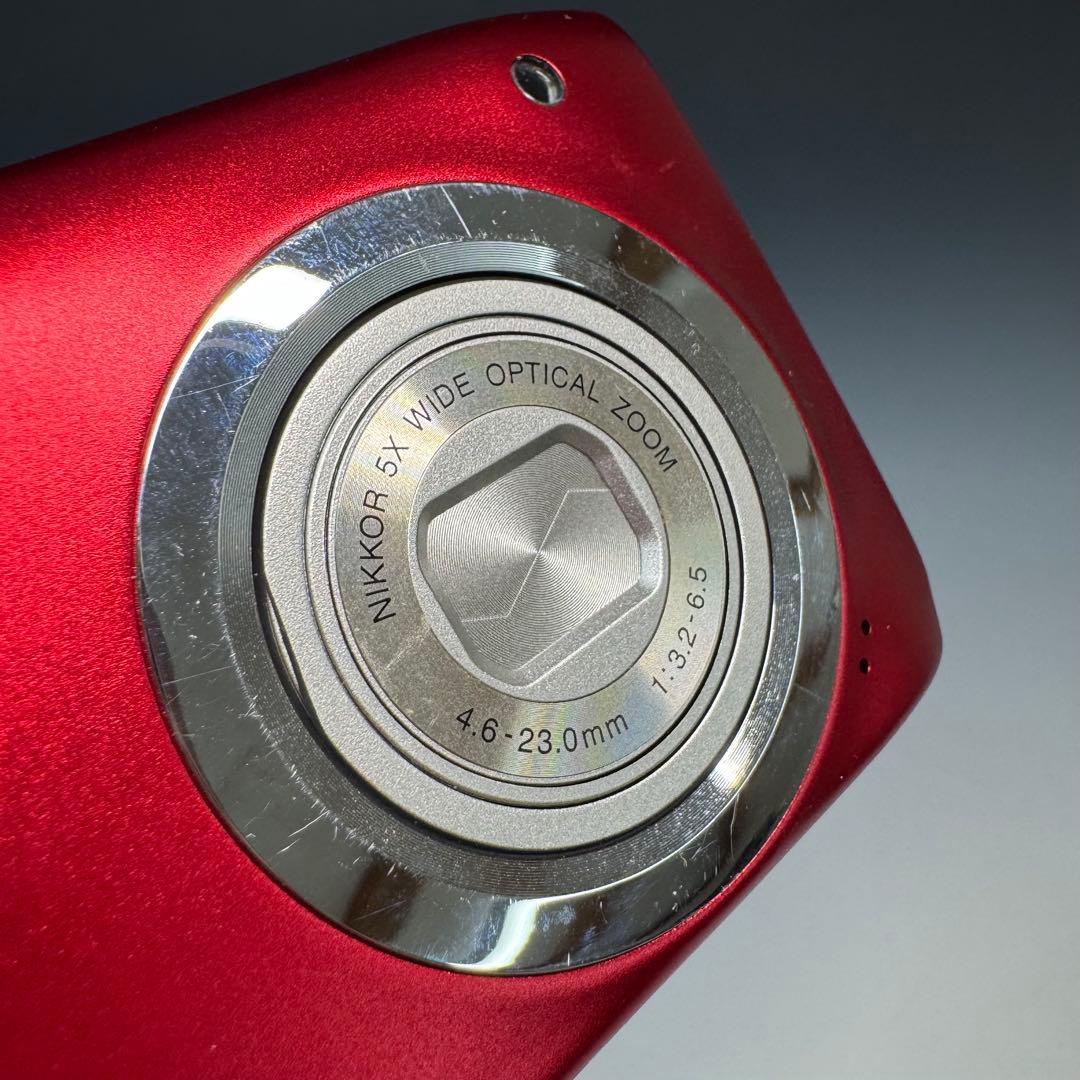 Nikon ニコン　デジタルカメラ COOLPIX　クールピクス A100 赤