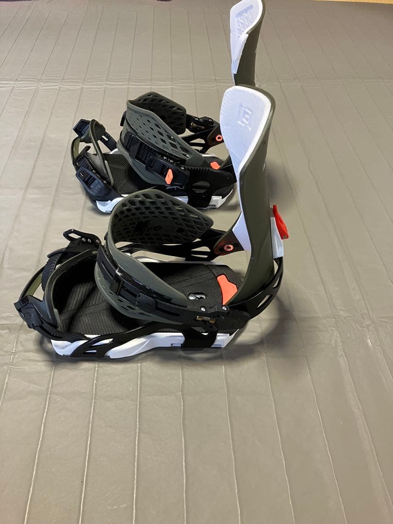 DRAKE RADAR 23-24モデルビンディング グリーンフォレスト