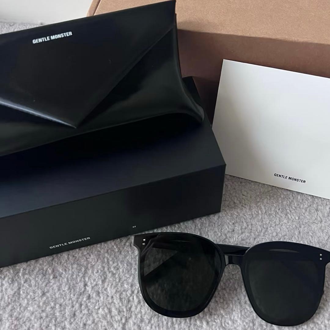 小物 GENTLE MONSTER My Ma 01