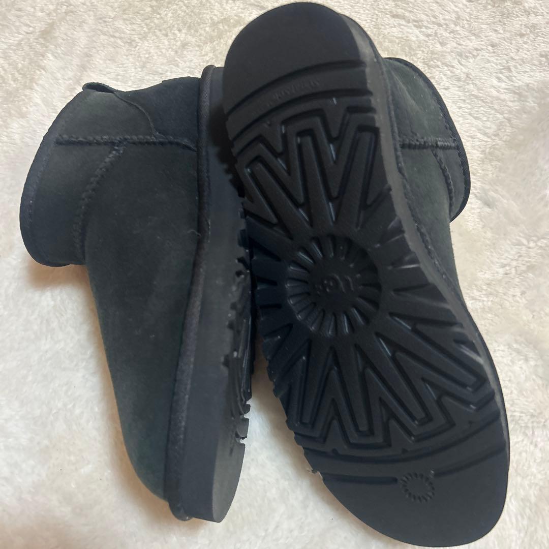 UGGムートンブーツクラシックウルトラミニ　　ナウシカ