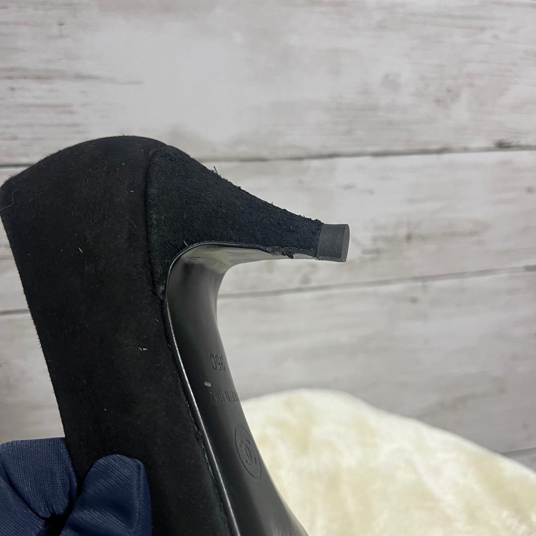 美品！CHANEL シャネル ラウンドトゥパンプス　22.5 黒×シルバー