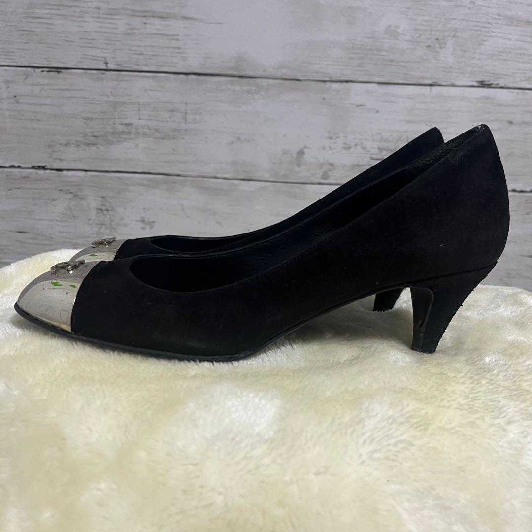 美品！CHANEL シャネル ラウンドトゥパンプス　22.5 黒×シルバー