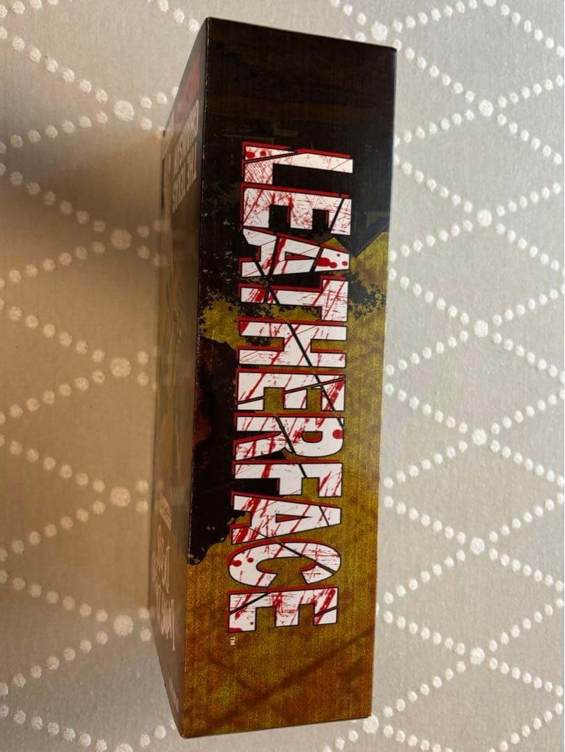 リビングデッドドールズ　悪魔のいけにえ　レザーフェイス