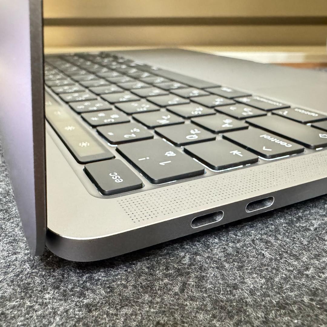 M1 Macbook Pro 13inch｜16GB｜SSD 1TB