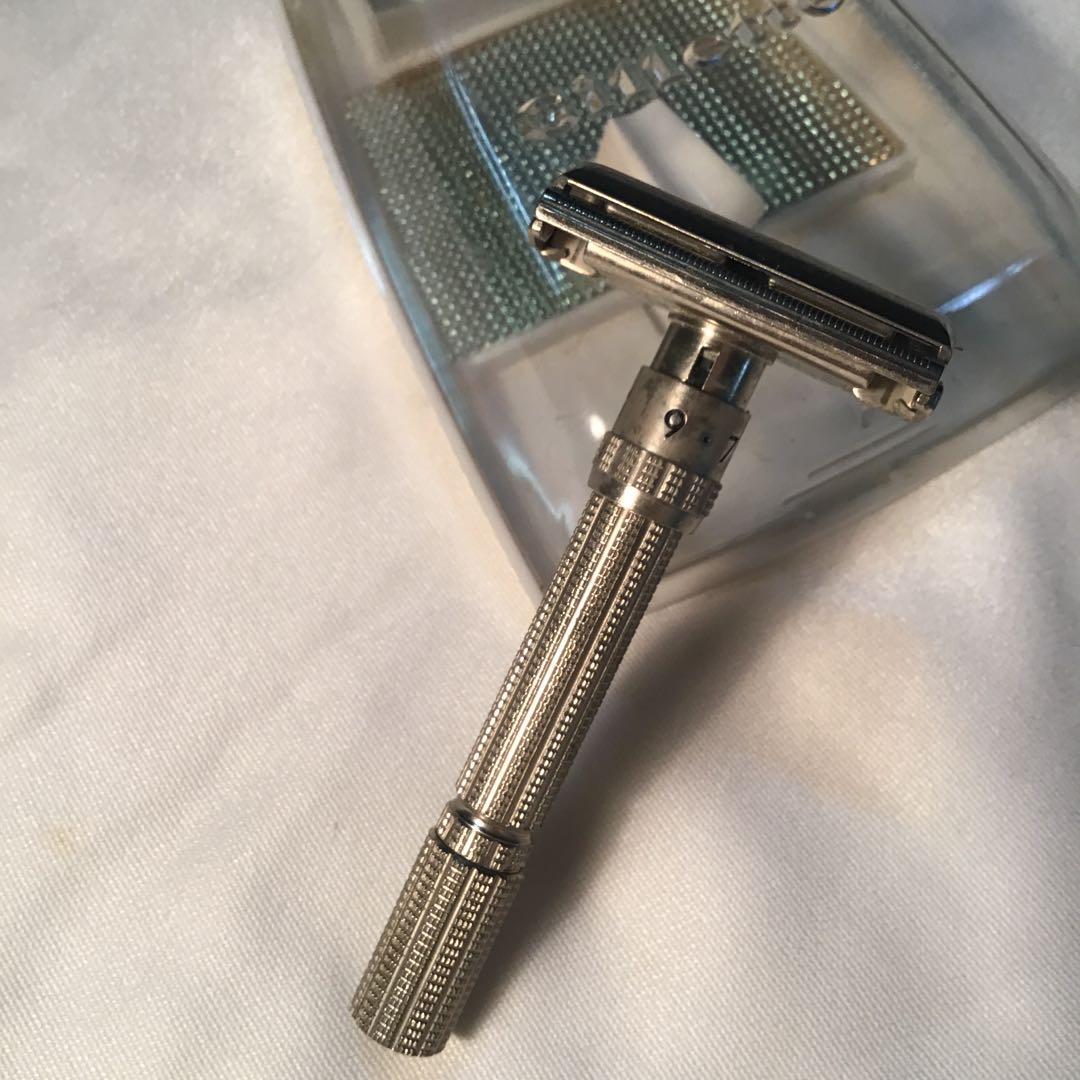 Gillette Slim Adjustable 1964年ジレット ケース付き