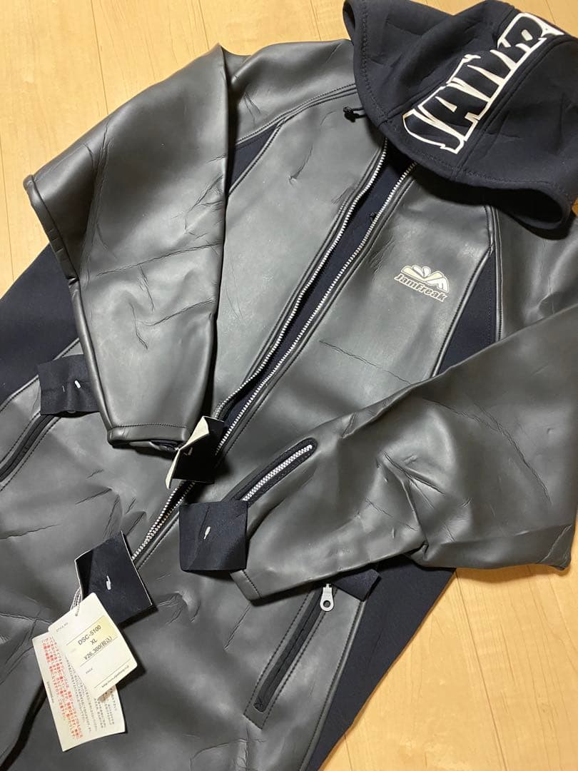 新品未使用　ジェットスキー　フィッシング　ツアーコート　防寒具　ウェットスーツ