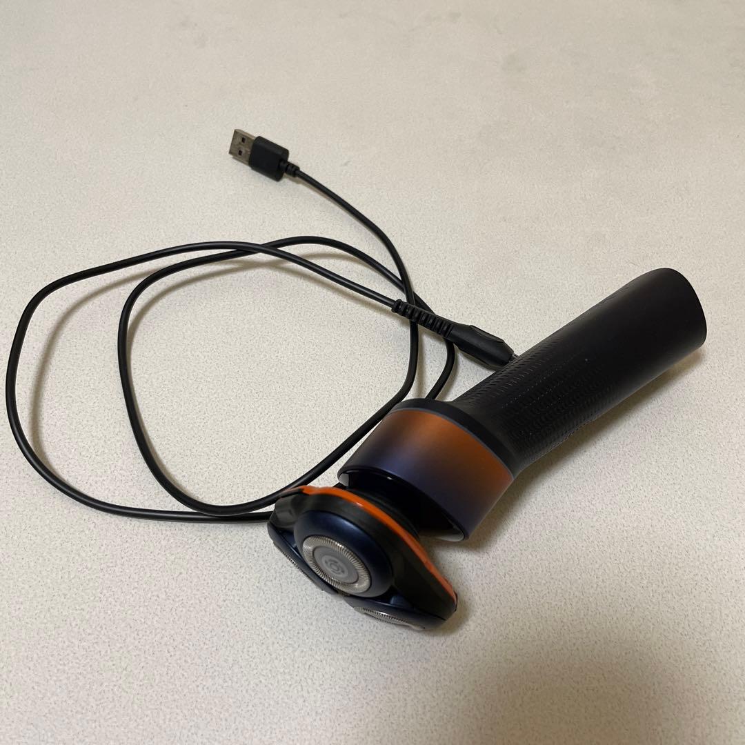 フィリップス　Phillips x5000 USB充電式 3枚刃電気シェーバー
