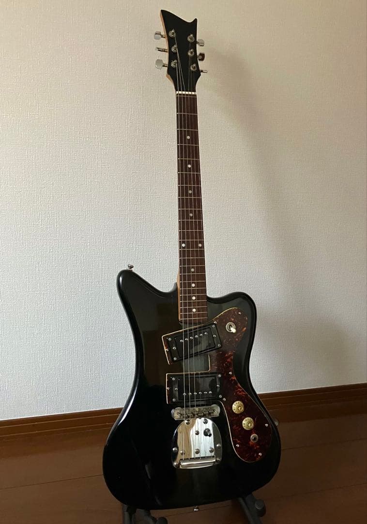 詳細不明ギター 激渋ビザール 日本製？