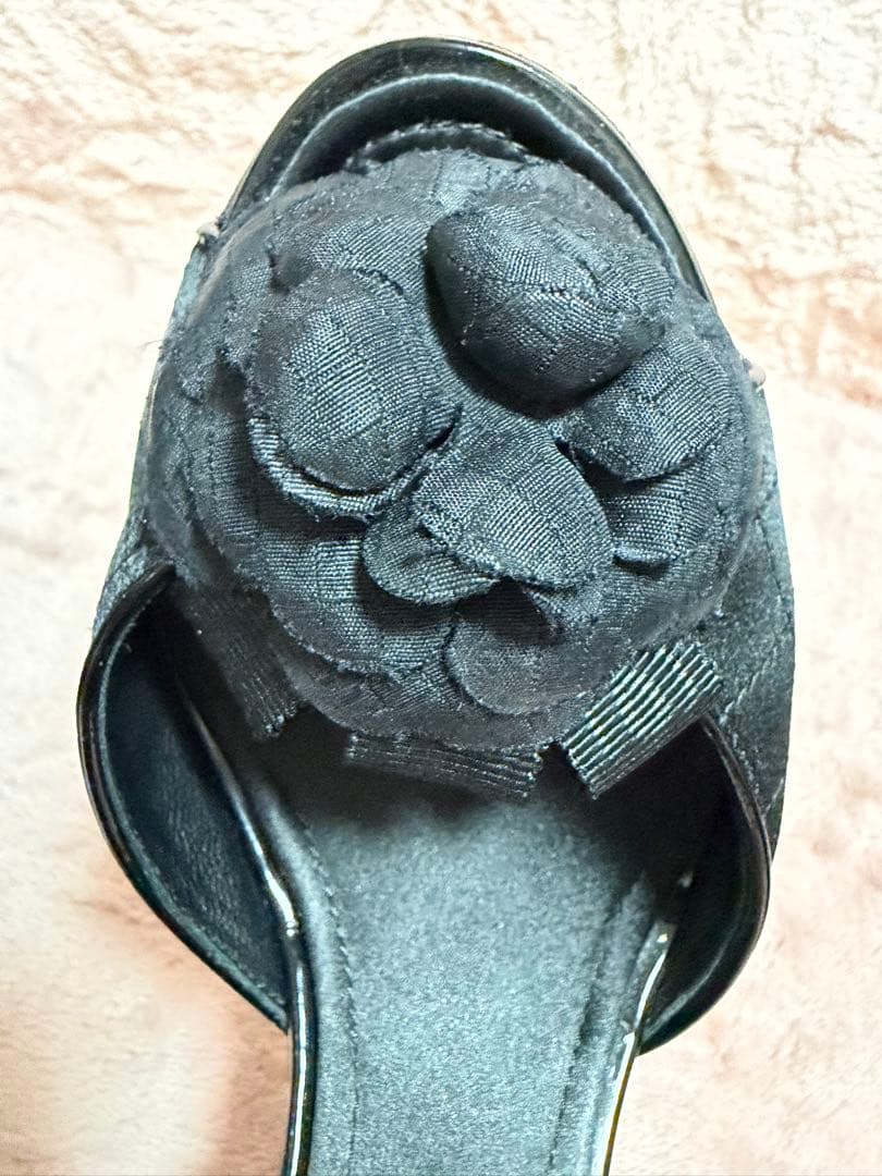 CHANEL カメリア　ヒールパンプス