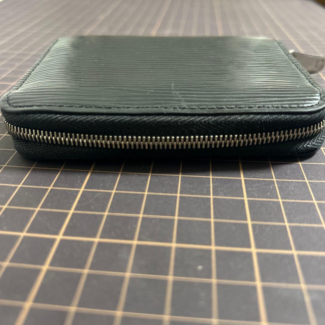 ごんぞう　ルイヴィトン　ジッピーパース エピ 中古品　正規店購入