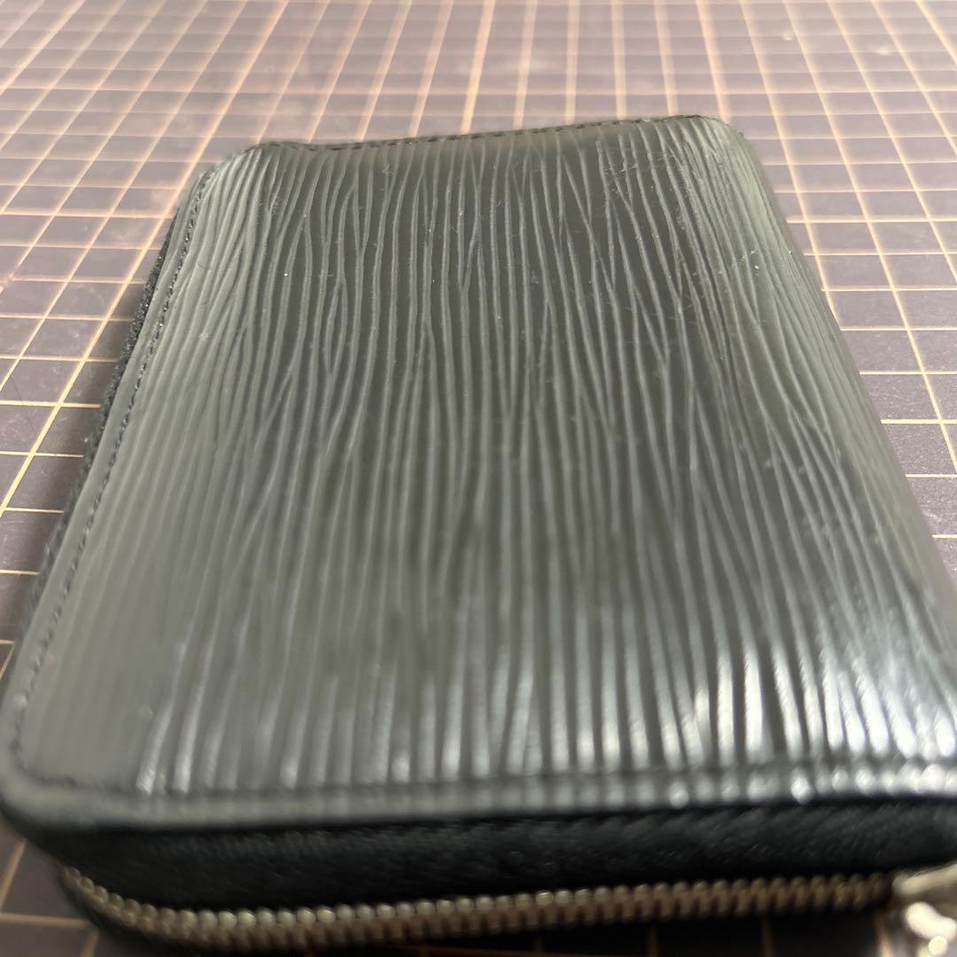 ごんぞう　ルイヴィトン　ジッピーパース エピ 中古品　正規店購入