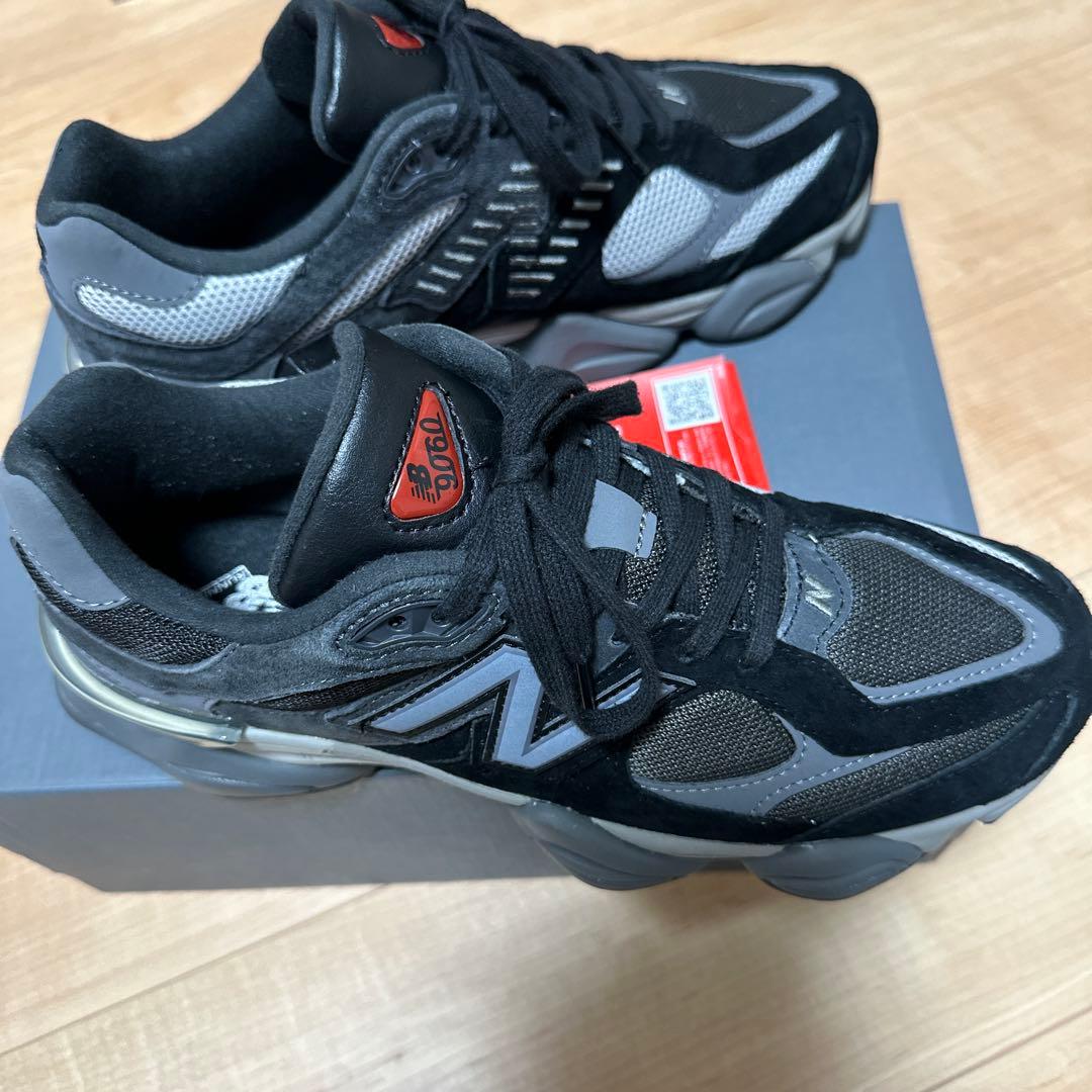 【超美品】ニューバランス9060 90/60 BLK ブラック 27cm