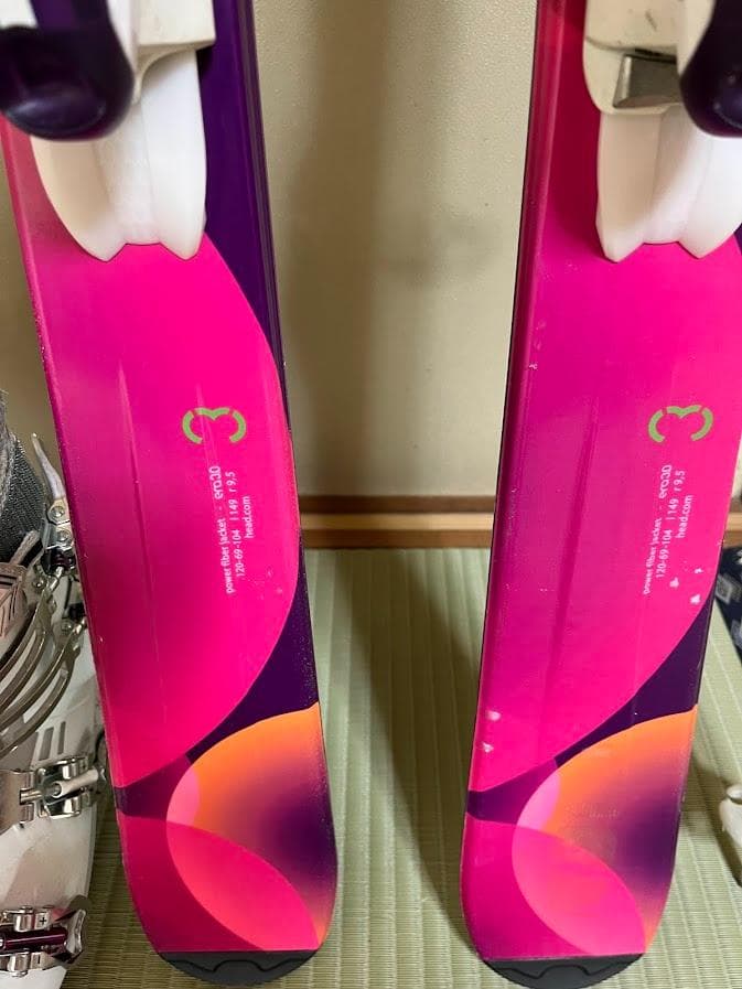 ヘッドスキー板とノルディカスキー靴・ストックのセット