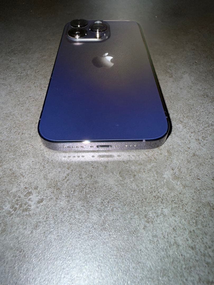 【about】Apple iPhone 14 Pro ディープパープル