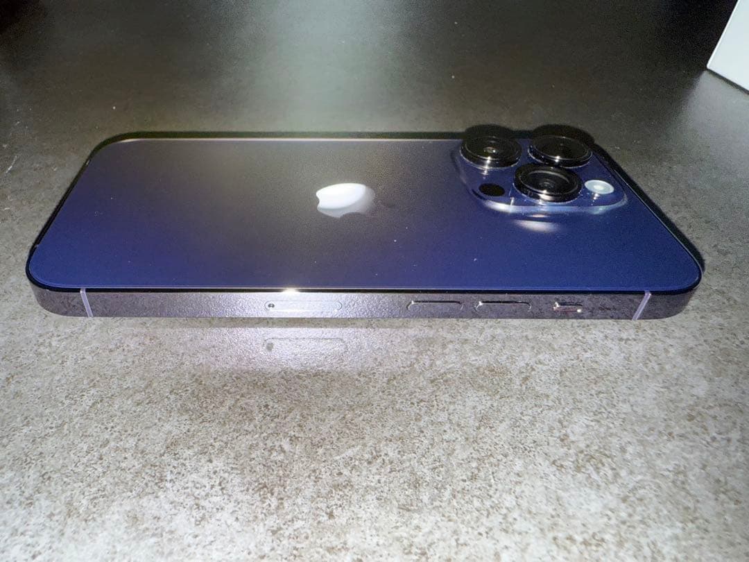 【about】Apple iPhone 14 Pro ディープパープル