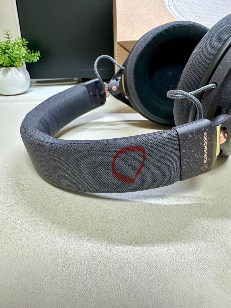 未使用に近いaudio-technica ATH-HL7BTワイヤレスヘッドホン