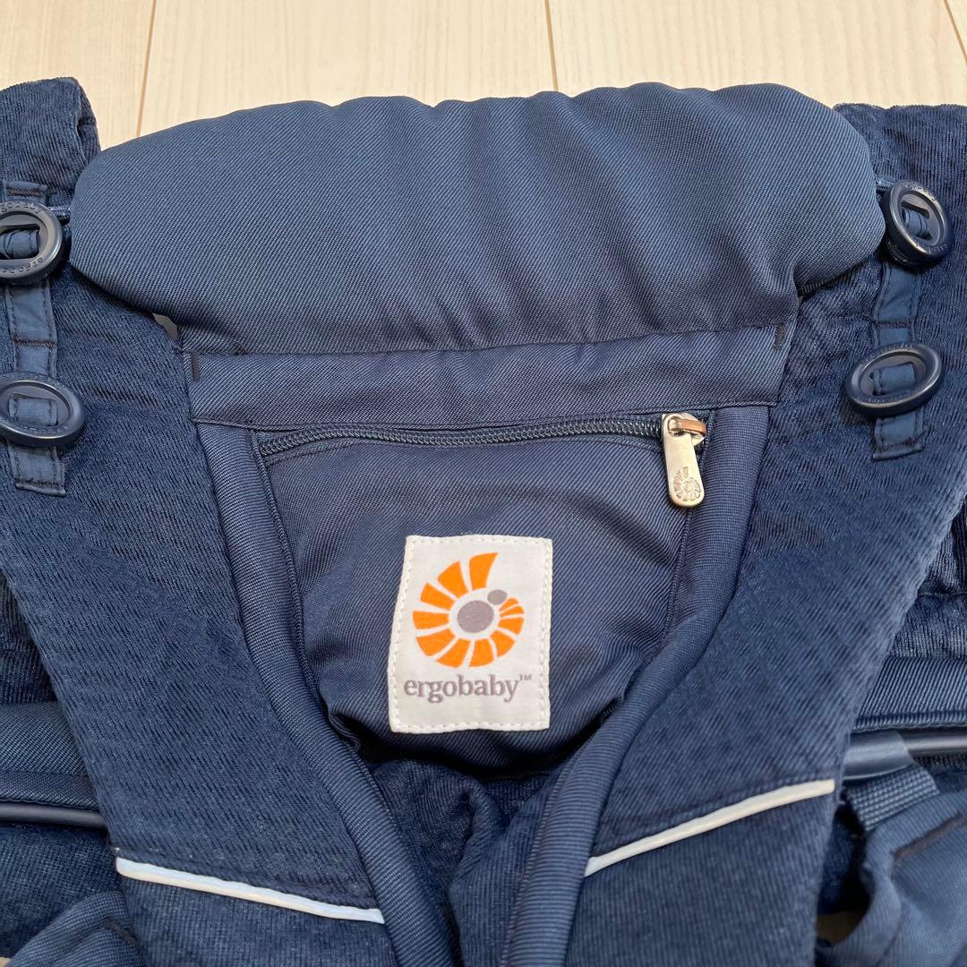 【値下げ】ergobaby OMNI Breeze 抱っこ紐 ネイビー