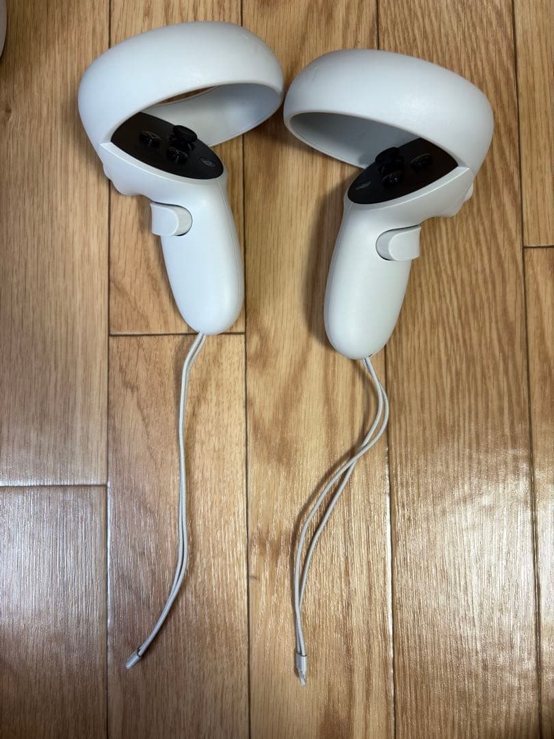  Quest 2(128GB)&Eliteストラップ　非純正ケース付き