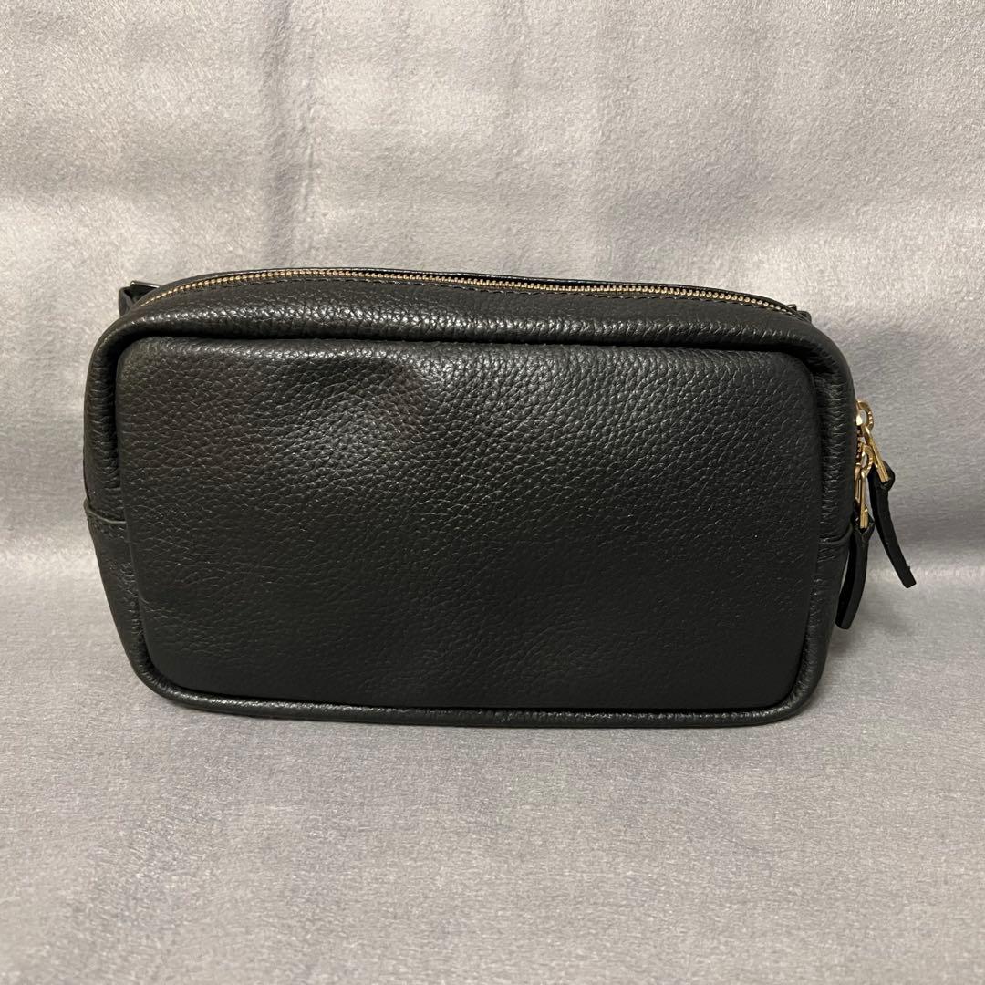 HushTug ボディバッグ