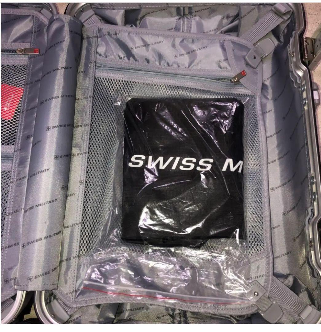 れいちぇる様ご予約商品 スイスミリタリー プレミアム SM-C620N