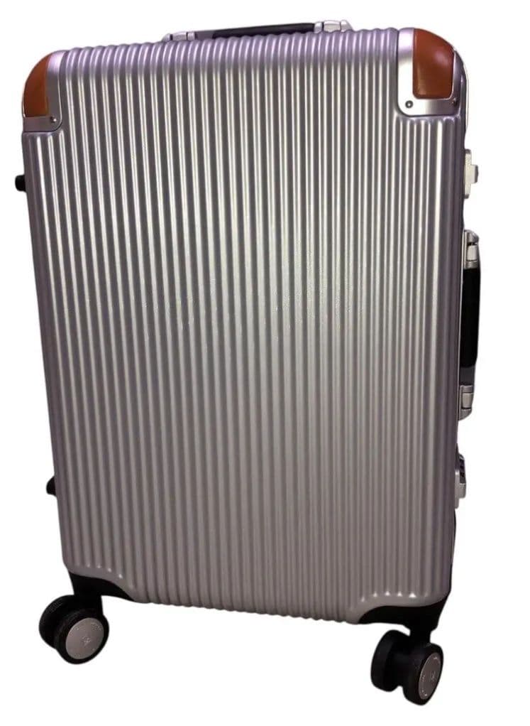 れいちぇる様ご予約商品 スイスミリタリー プレミアム SM-C620N