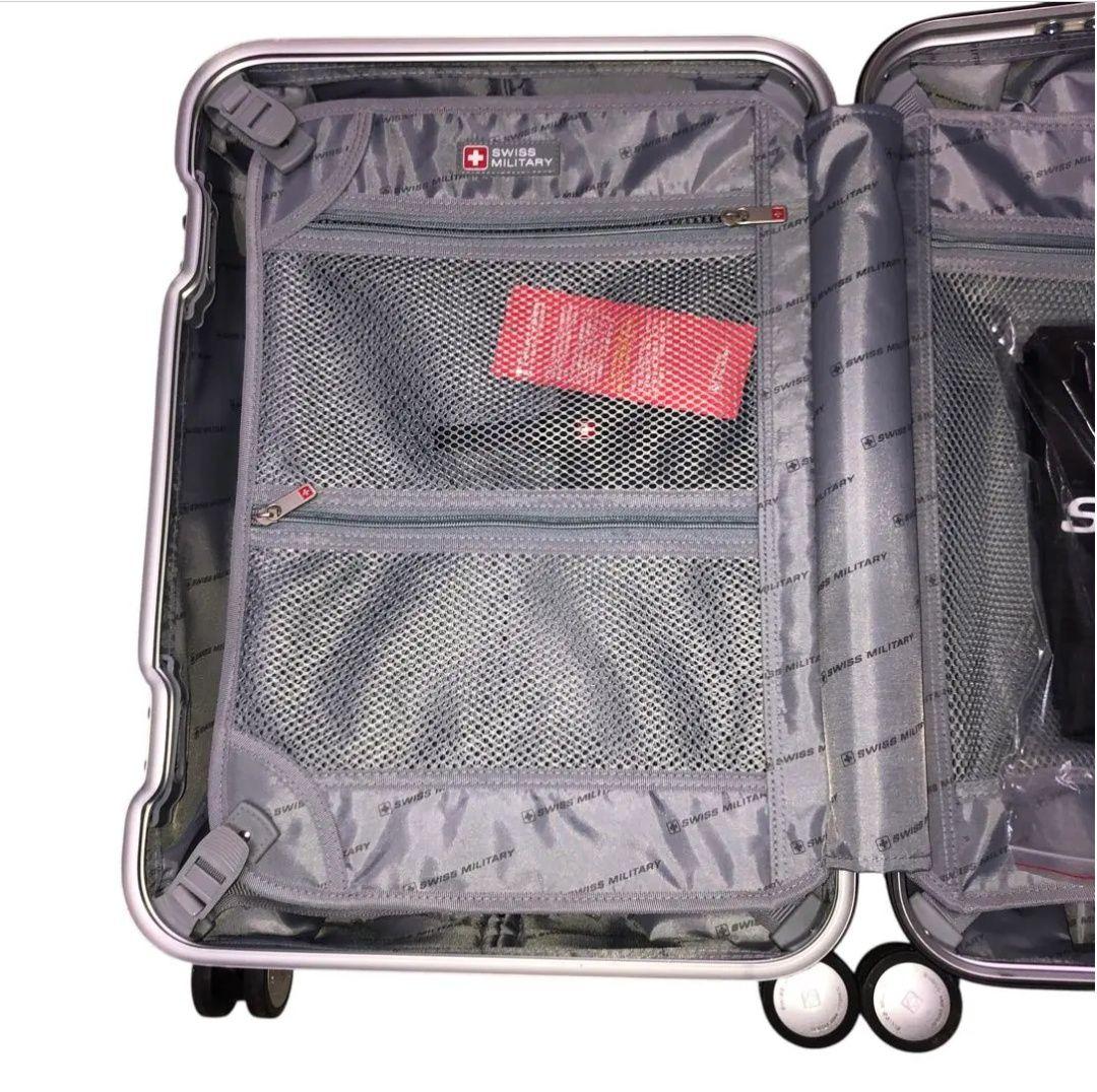 れいちぇる様ご予約商品 スイスミリタリー プレミアム SM-C620N