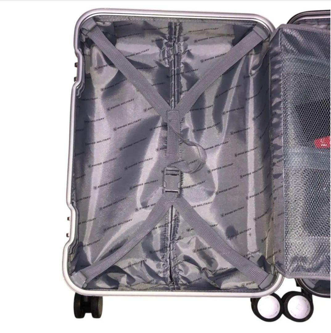 れいちぇる様ご予約商品 スイスミリタリー プレミアム SM-C620N