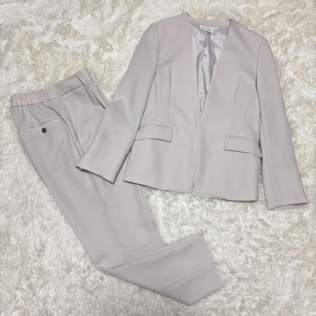 PLST　プラステ　セットアップ　ノーカラー　ボタンレス　ベージュ　Mサイズ