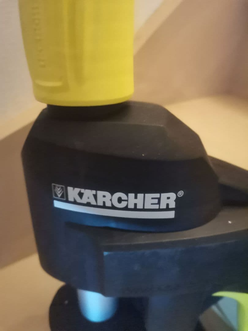 KARCHER 高圧洗浄機 ホース付き4M