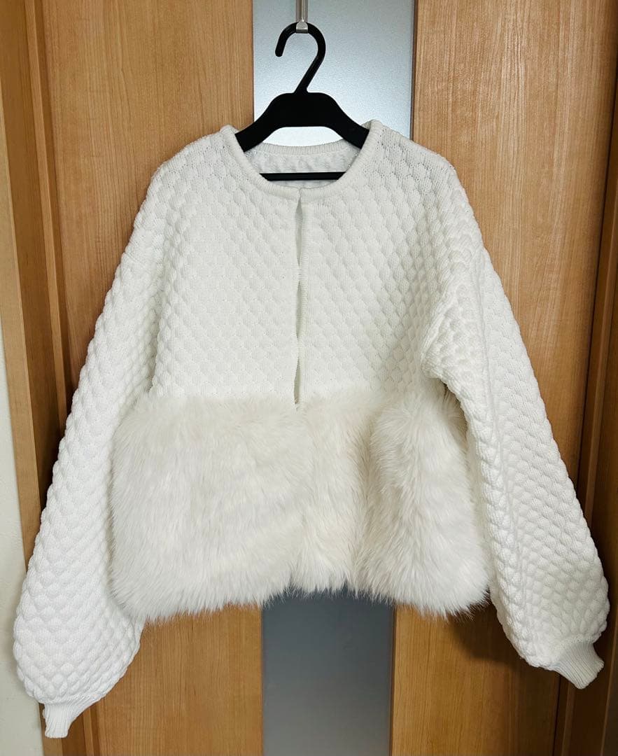 AA maison de Dolce. メゾンドドルチェ ファーリーニット