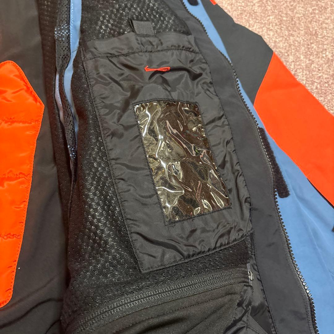 686 シックスエイトシックス GORE-TEX スノーボードジャケット　M