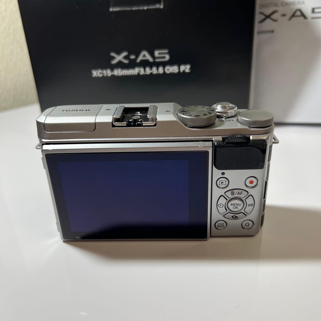 FUJIFILM X-A5 ミラーレス一眼カメラ 動作確認済