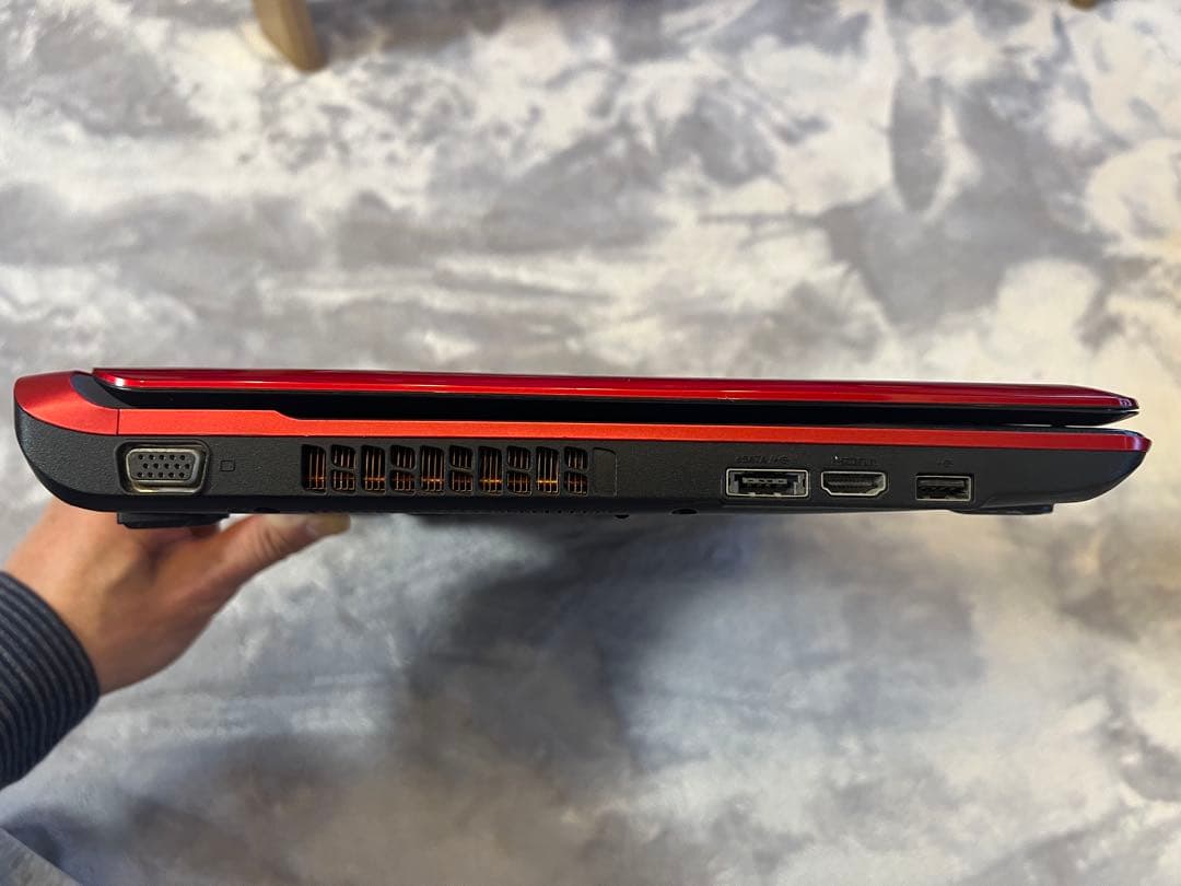 ★Windows10ノートパソコン★Toshiba Qosmio V65/86L