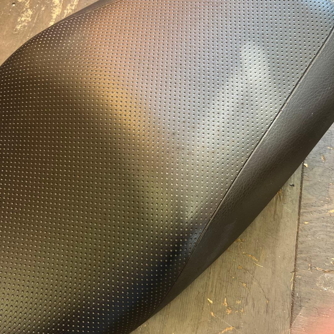 XJR1300 ノーマルシート YAMAHA